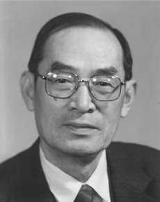 何建章