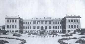 1931年春季落成，位于北平文津街3號(hào)的社會(huì)調(diào)查所與靜生生物調(diào)查所辦公大樓。圖片來(lái)源：《中基會(huì)對(duì)科學(xué)的贊助》